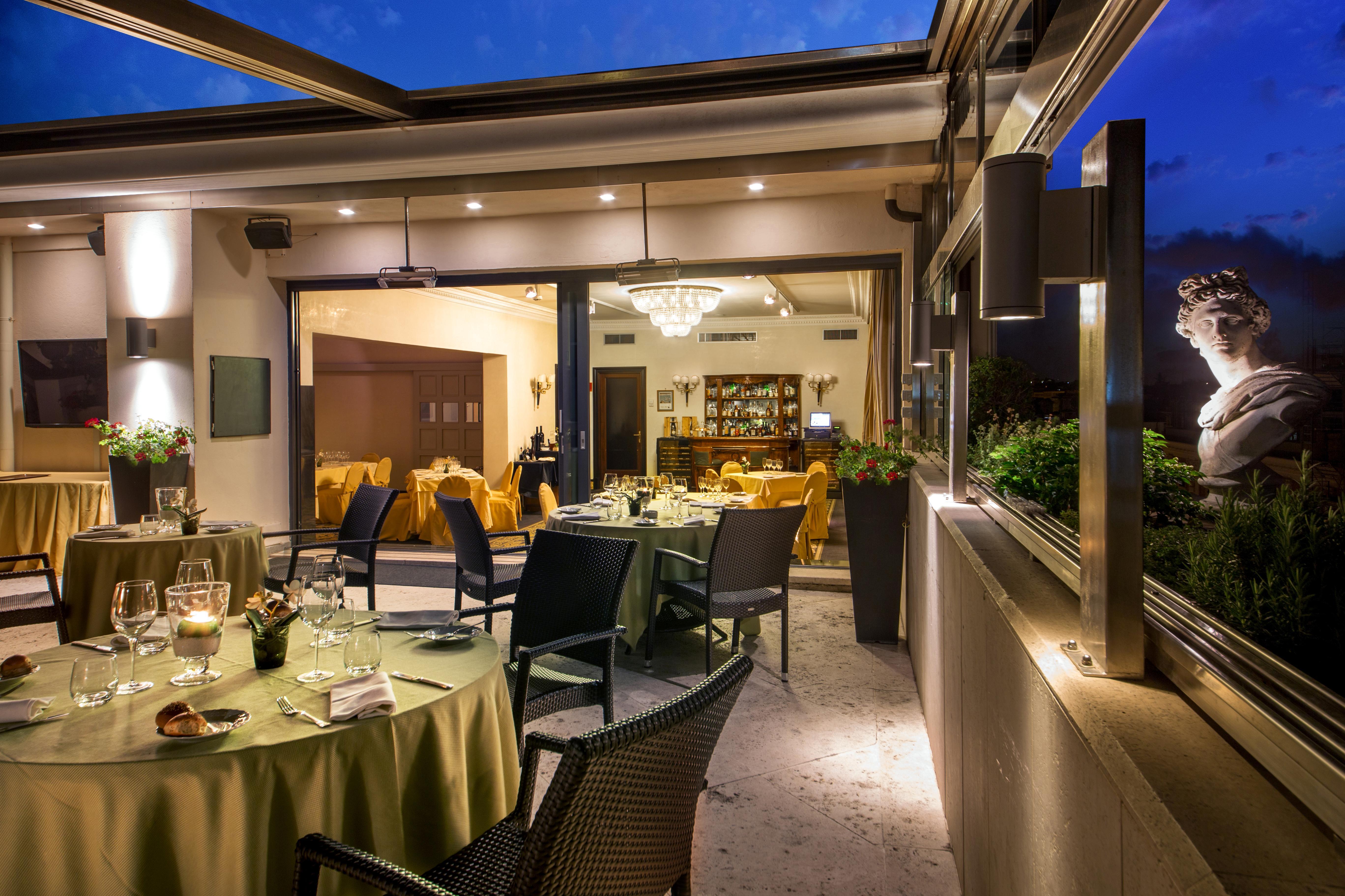 Hotel Savoy — Foto’s 1